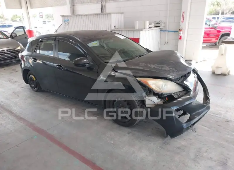 2012 Mazda 3 photo
