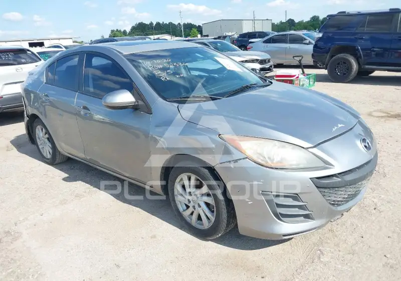 2012 Mazda 3 photo