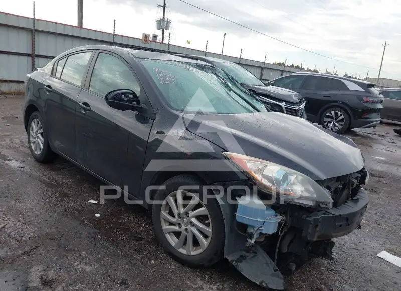 2012 Mazda 3 photo