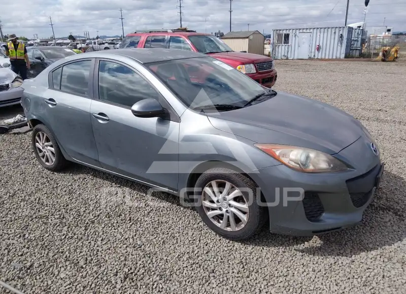 2012 Mazda 3 photo