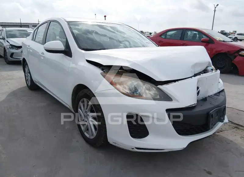 2012 Mazda 3 photo