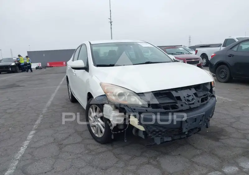 2012 Mazda 3 фото