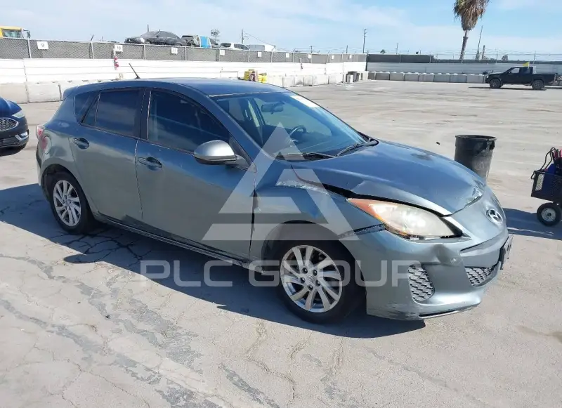 2012 Mazda 3 photo