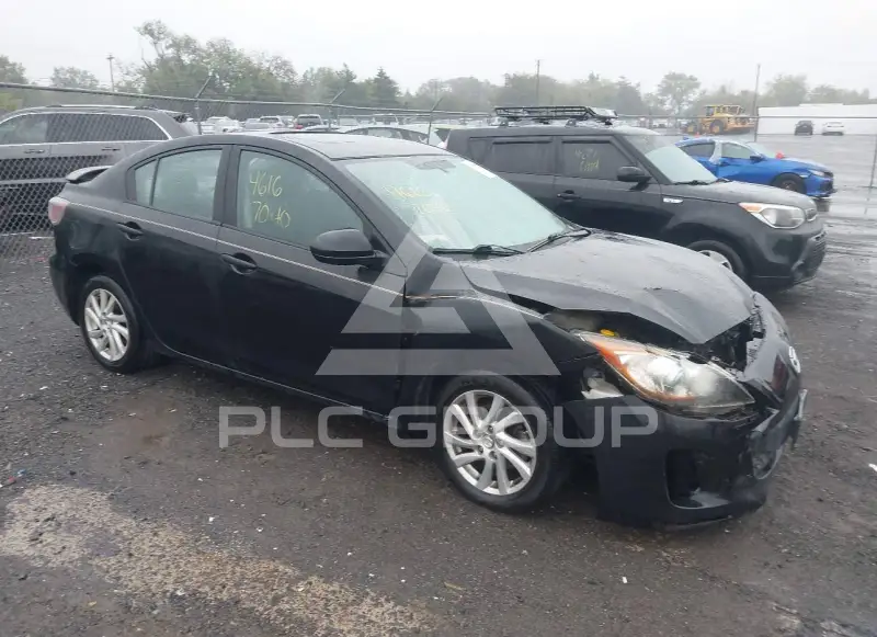 2012 Mazda 3 photo