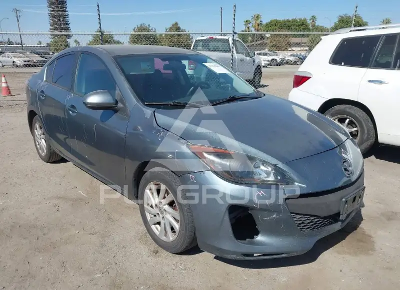 2012 Mazda 3 фото