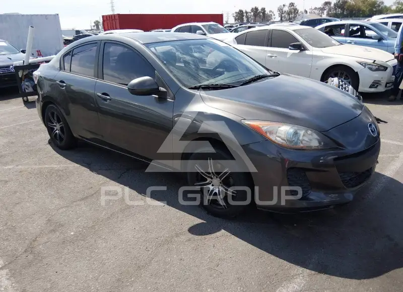 2012 Mazda 3 фото