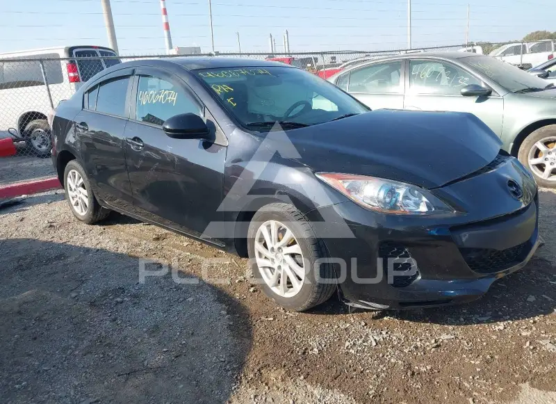 2012 Mazda 3 фото