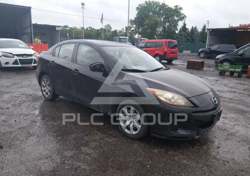 2012 Mazda 3 photo