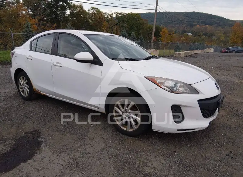 2012 Mazda 3 photo
