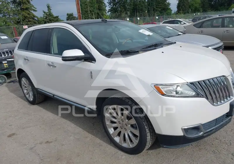 2012 Lincoln MKX photo