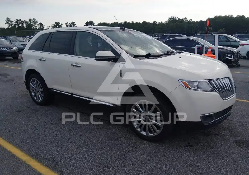 2012 Lincoln MKX photo