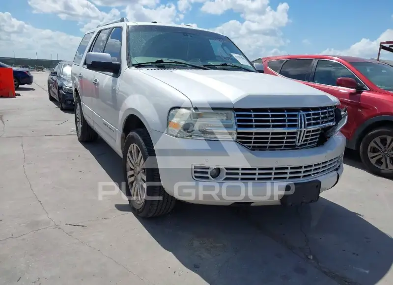 2012 Lincoln NAVIGATOR фото
