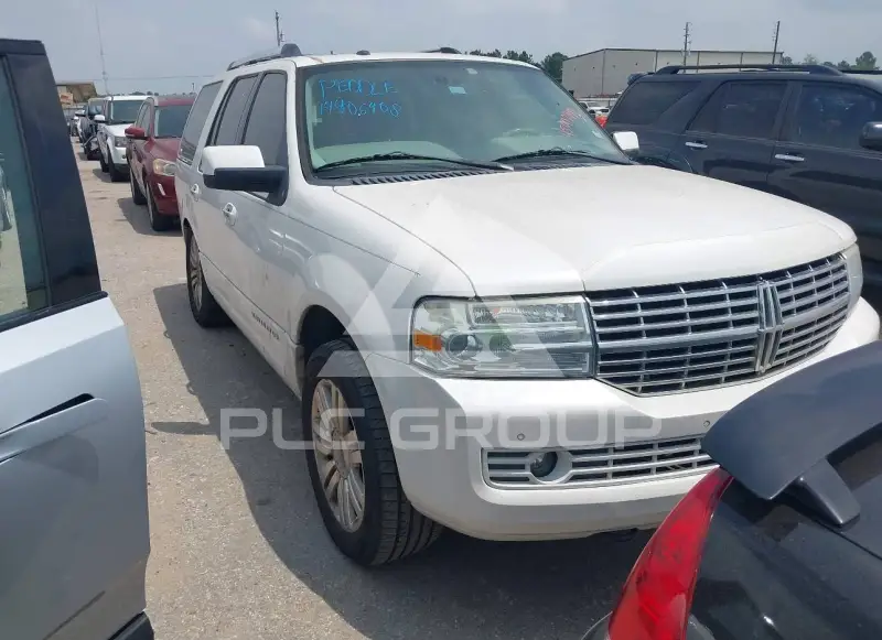 2012 Lincoln NAVIGATOR фото
