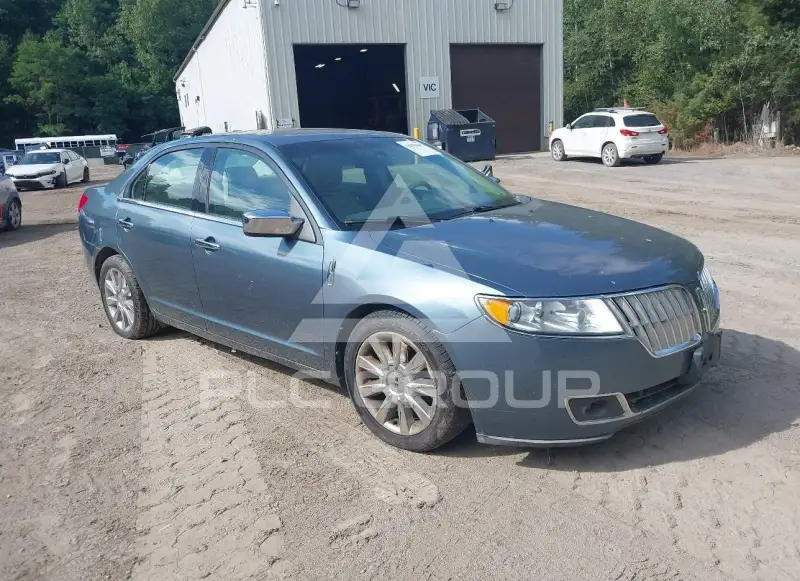 2012 Lincoln MKZ photo