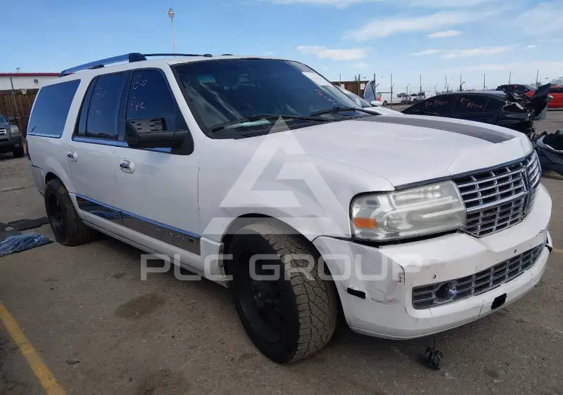 2012 Lincoln NAVIGATOR фото