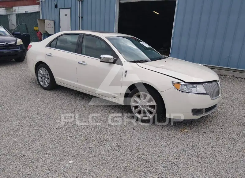 2012 Lincoln MKZ photo