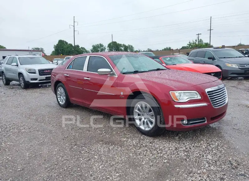 2012 Chrysler 300 фото