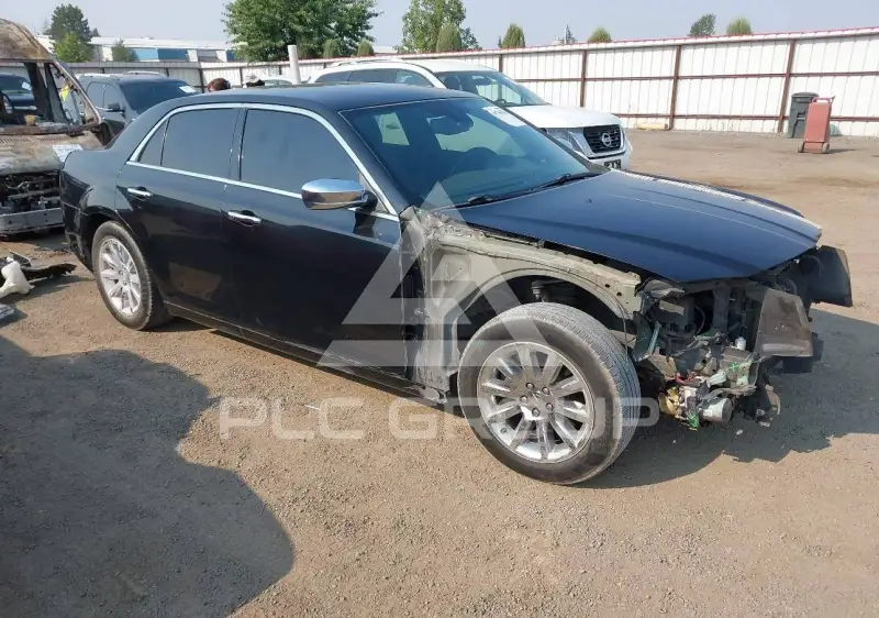 2012 Chrysler 300 фото