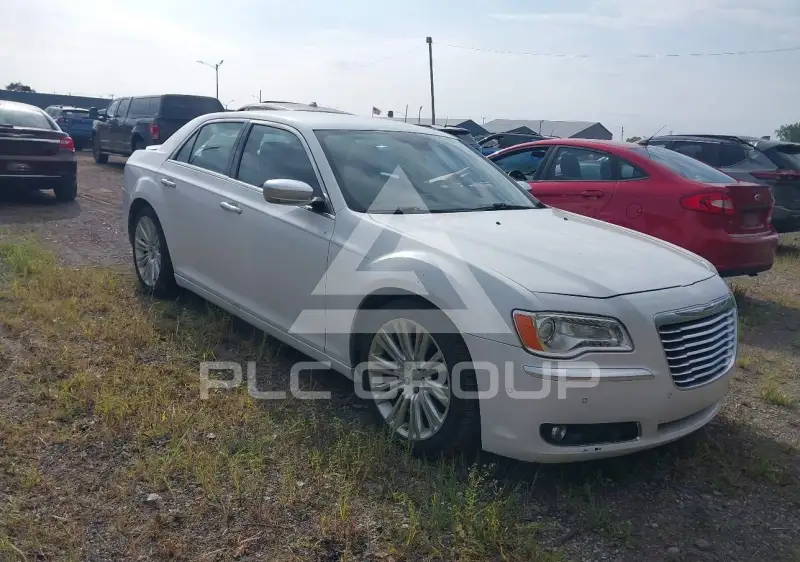 2012 Chrysler 300 photo