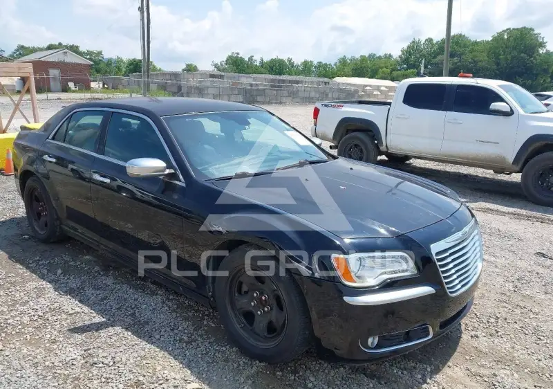 2012 Chrysler 300 фото