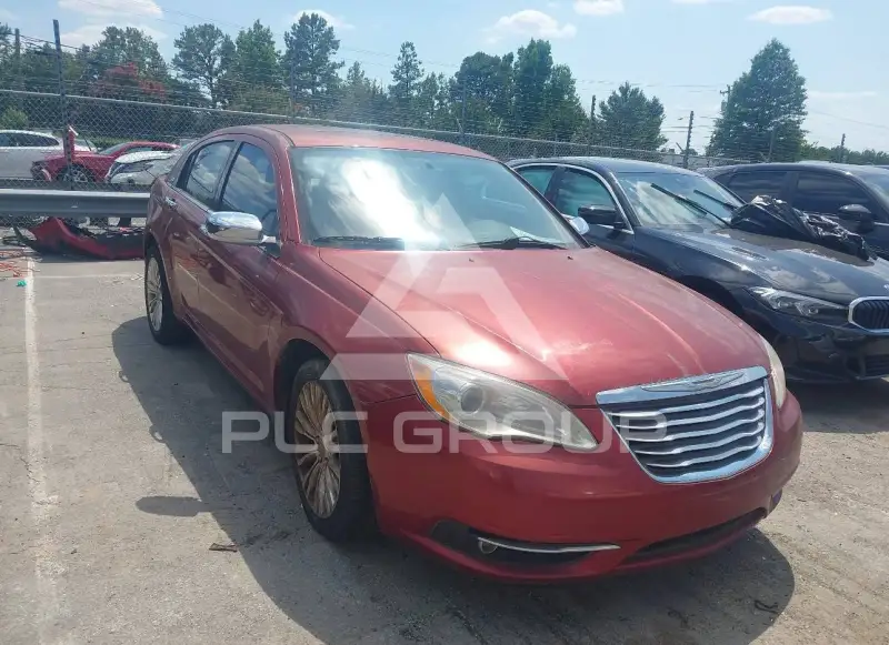 2012 Chrysler 200 photo