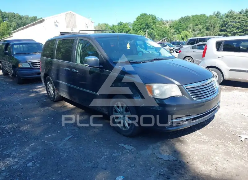 2012 Chrysler TOWN & COUNTRY фото