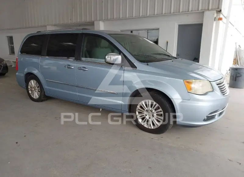 2012 Chrysler TOWN & COUNTRY фото