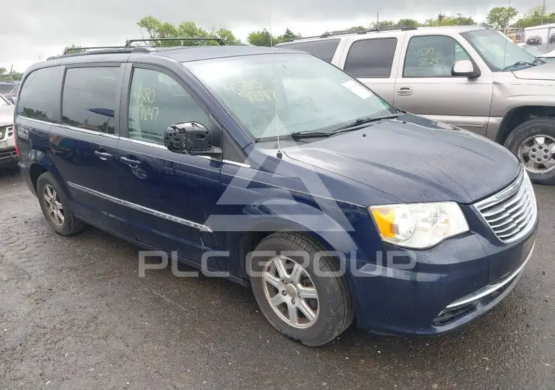 2012 Chrysler TOWN & COUNTRY фото