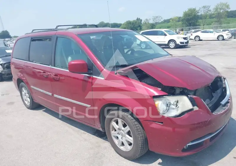 2012 Chrysler TOWN & COUNTRY photo