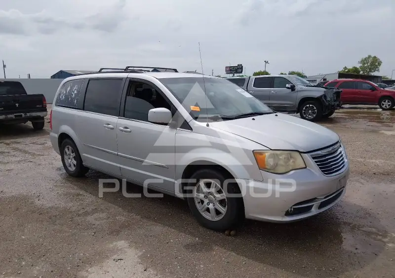 2012 Chrysler TOWN & COUNTRY photo