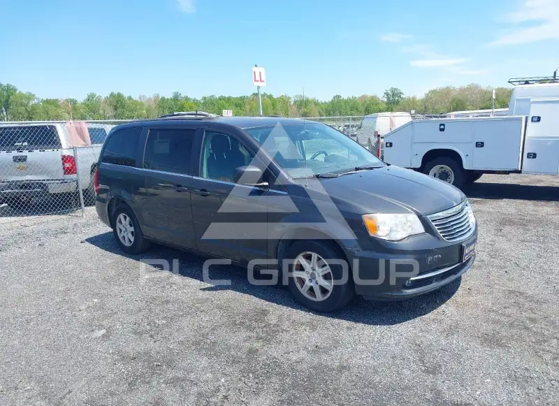2012 Chrysler TOWN & COUNTRY photo