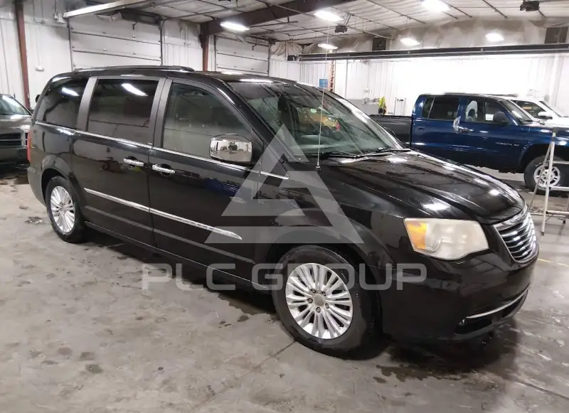 2012 Chrysler TOWN & COUNTRY фото