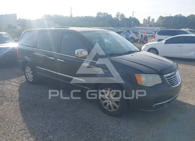 2012 Chrysler TOWN & COUNTRY фото