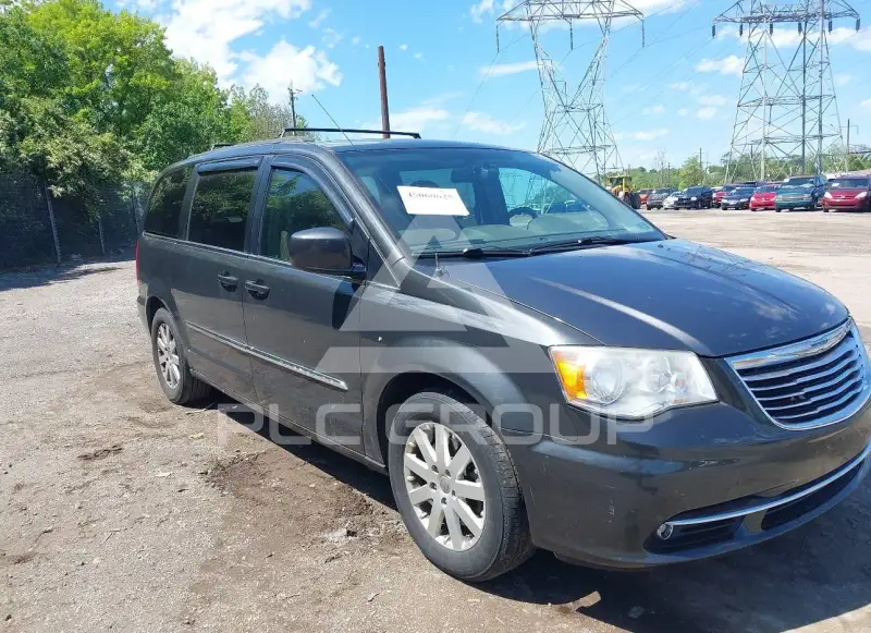 2012 Chrysler TOWN & COUNTRY photo