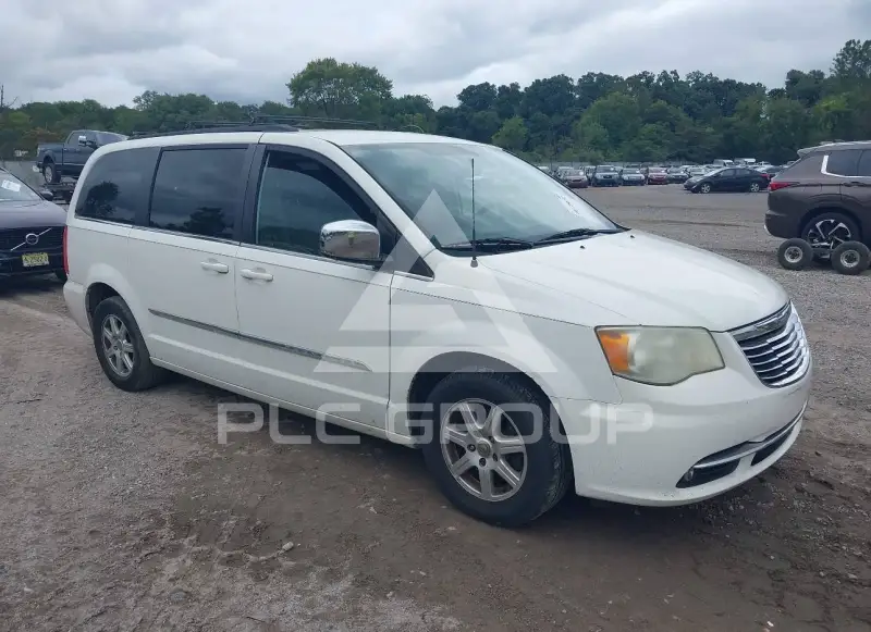 2012 Chrysler TOWN & COUNTRY фото