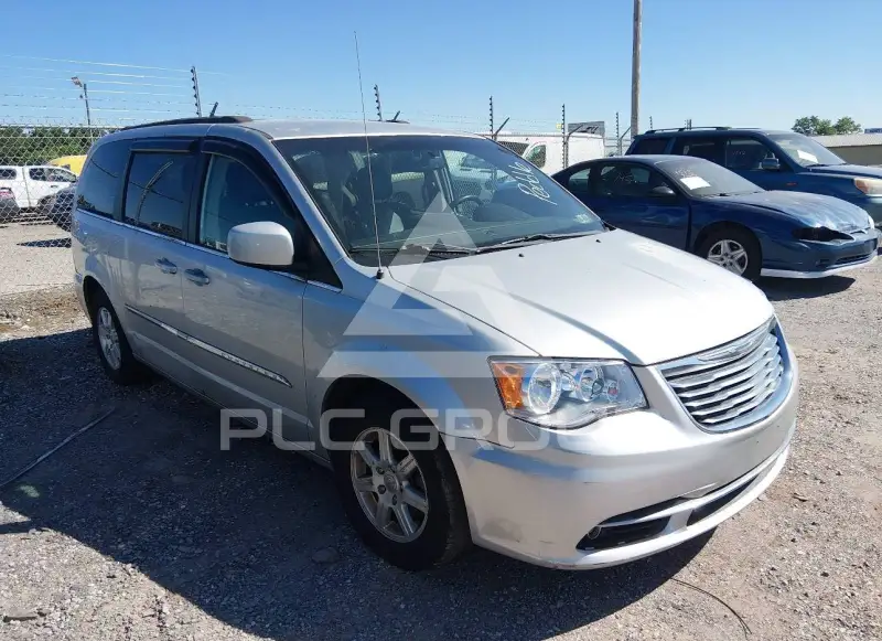 2012 Chrysler TOWN & COUNTRY фото