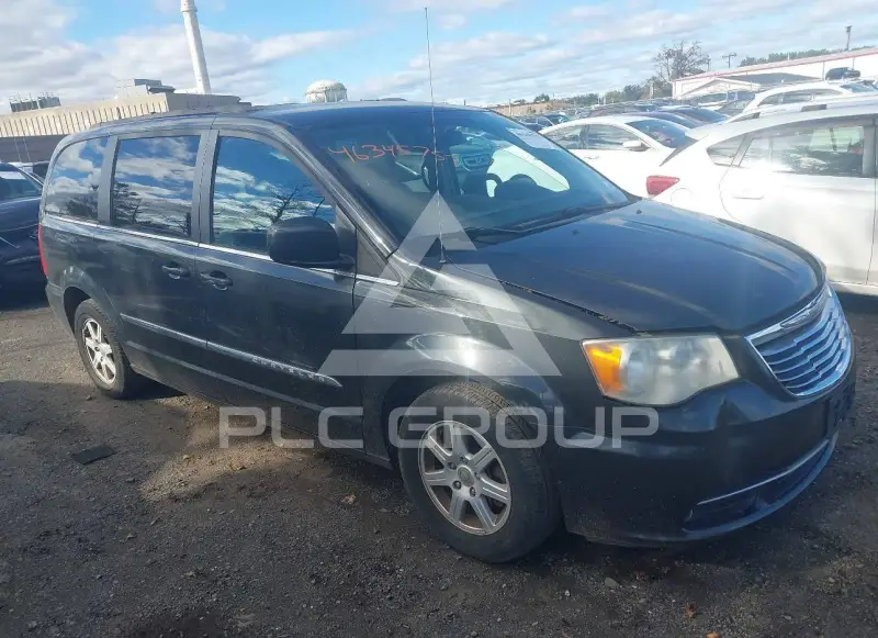 2012 Chrysler TOWN & COUNTRY photo