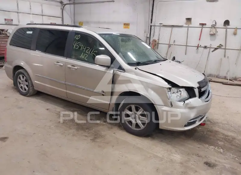 2012 Chrysler TOWN & COUNTRY photo