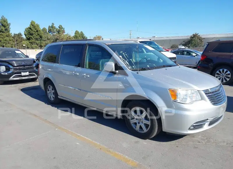 2012 Chrysler TOWN & COUNTRY photo