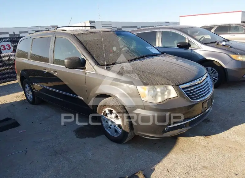 2012 Chrysler TOWN & COUNTRY photo