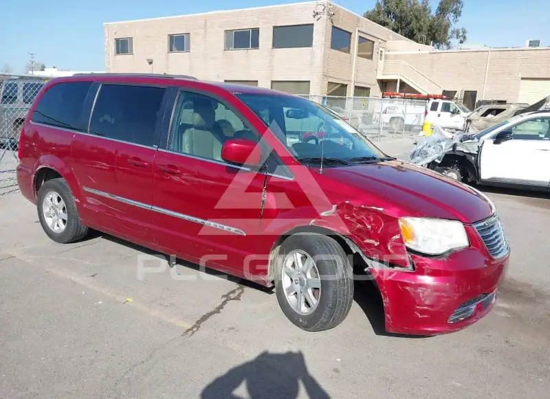 2012 Chrysler TOWN & COUNTRY фото