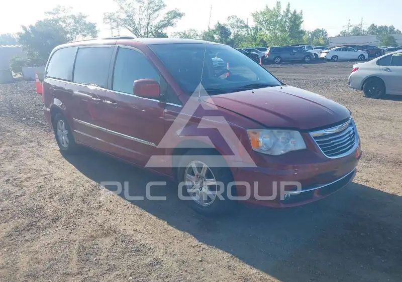 2012 Chrysler TOWN & COUNTRY photo
