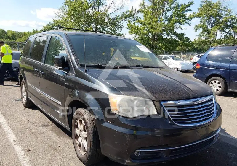 2012 Chrysler TOWN & COUNTRY фото