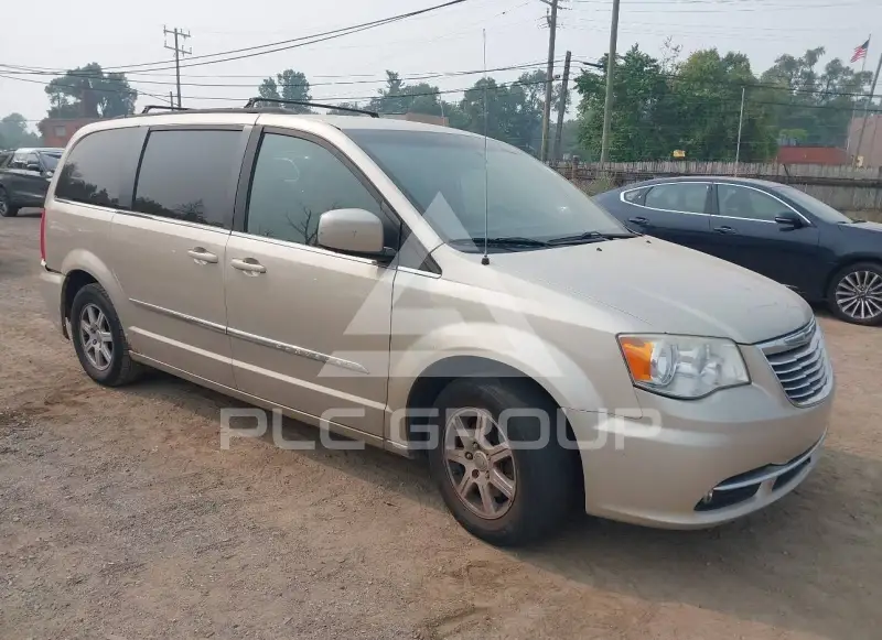 2012 Chrysler TOWN & COUNTRY photo