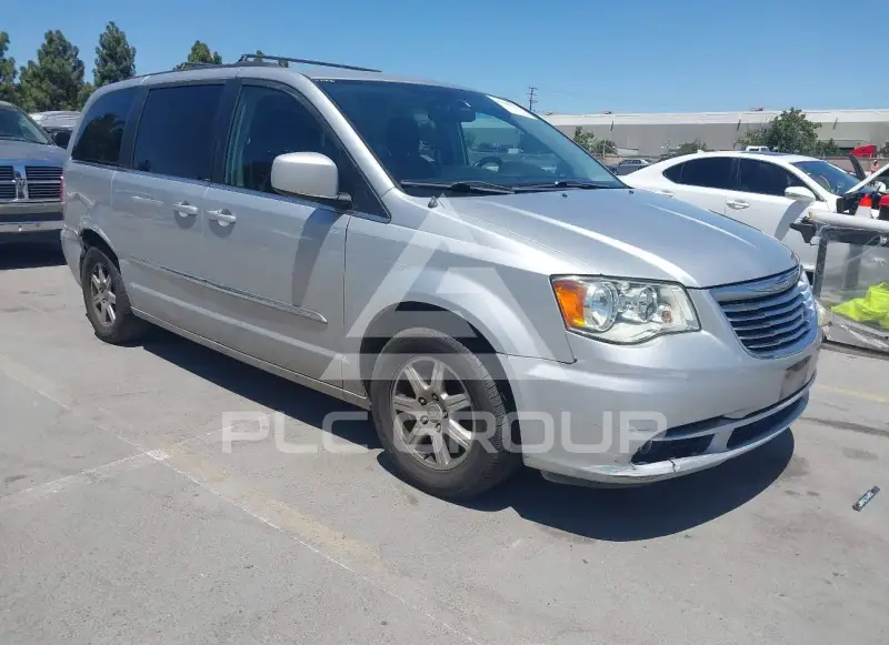 2012 Chrysler TOWN & COUNTRY фото