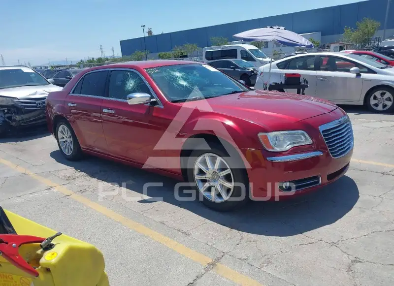 2012 Chrysler 300 фото