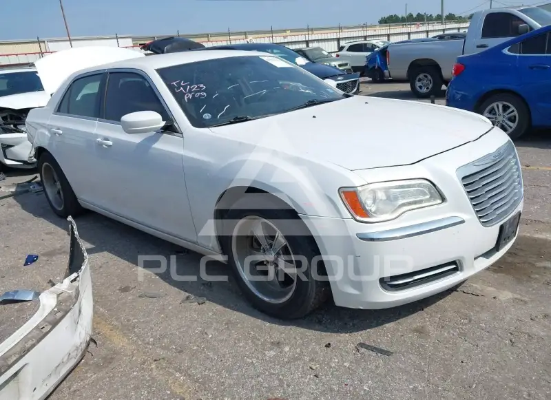 2012 Chrysler 300 photo