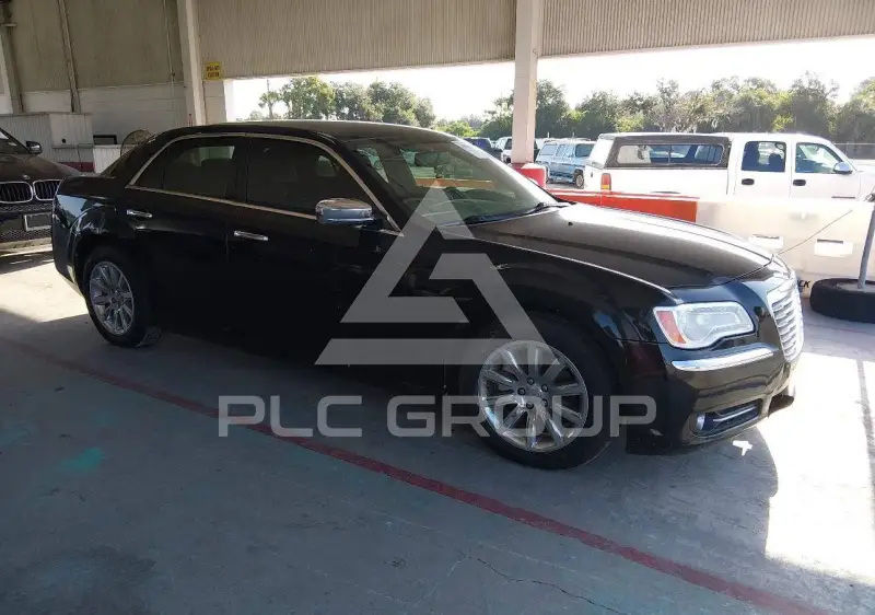2012 Chrysler 300 фото