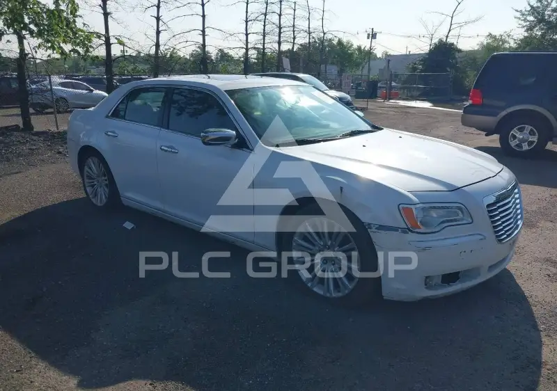 2012 Chrysler 300 photo