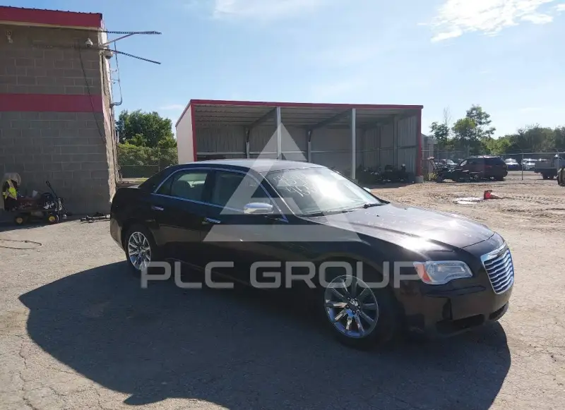 2012 Chrysler 300 фото